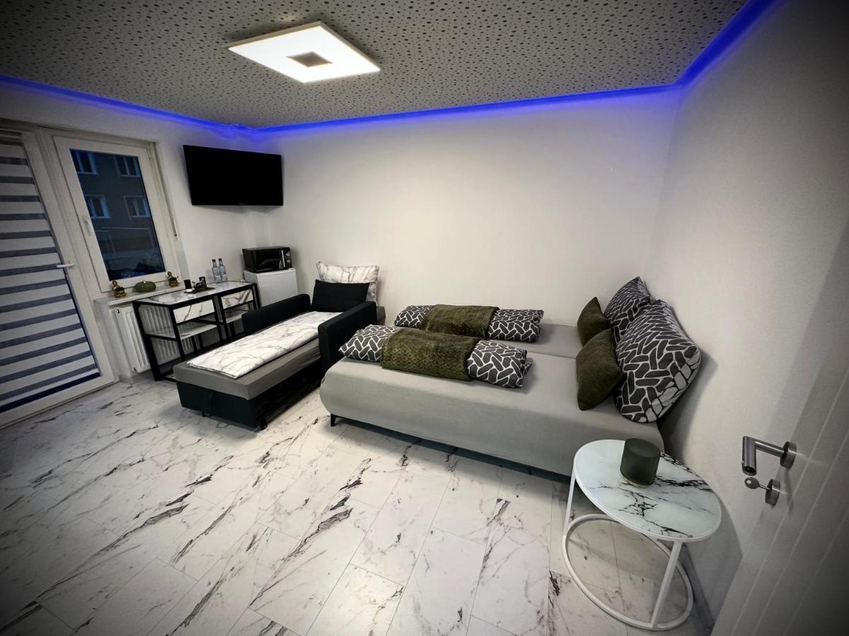 Deluxe - Apartment ' Andrei 2 ' - Neu In Neuburg An Der Donau Bagian luar foto