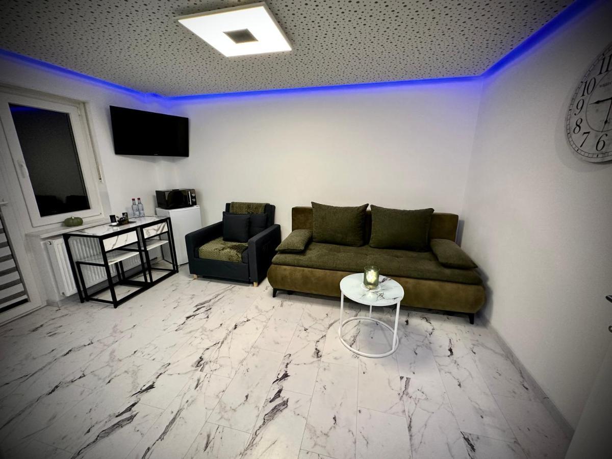 Deluxe - Apartment ' Andrei 2 ' - Neu In Neuburg An Der Donau Bagian luar foto